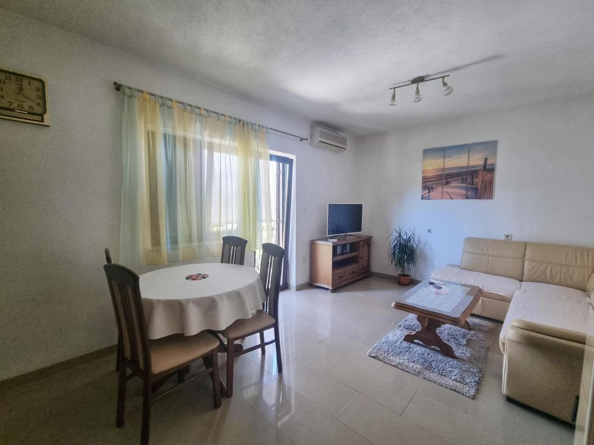 Lukica Apartment Sveti Juraj